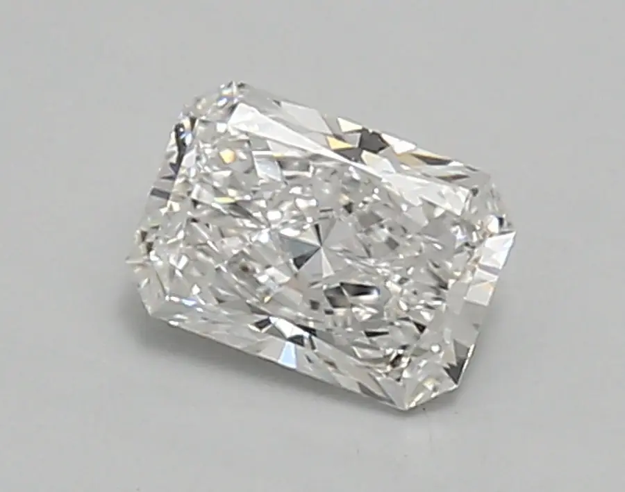 0.72ct F VVS1 Radiant (IGI)