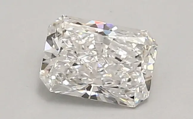 0.72ct E VVS1 Radiant (IGI)