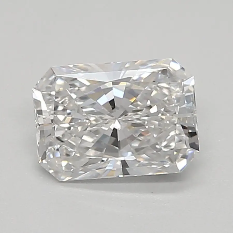 0.72ct E VVS2 Radiant (IGI)