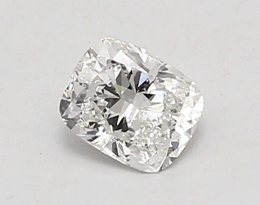 0.72ct E VVS1 Cushion (IGI)