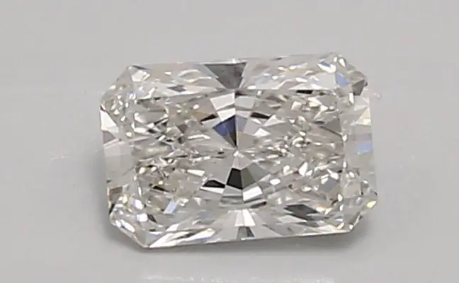 0.71ct F VVS2 Radiant (IGI)