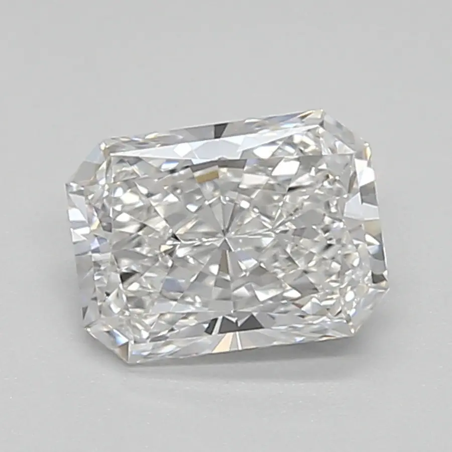 0.71ct E VVS1 Radiant (IGI)