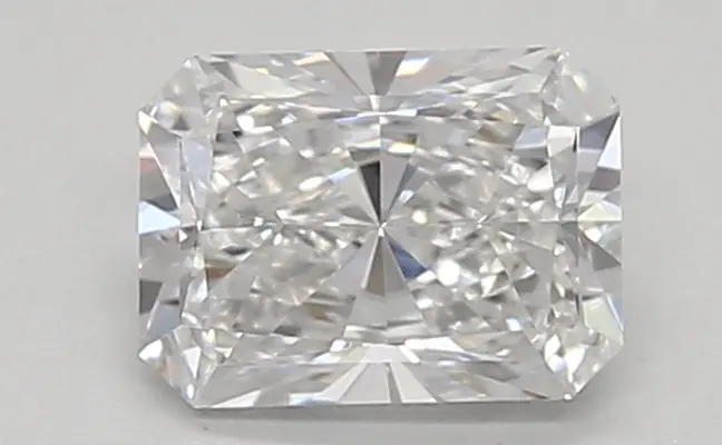 0.70ct E VVS2 Radiant (IGI)