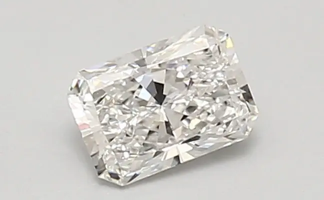 0.69ct E VVS2 Radiant (IGI)