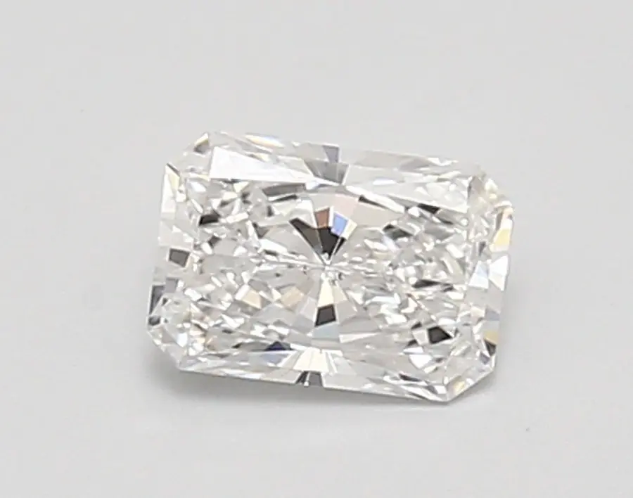 0.69ct E VS1 Radiant (IGI)