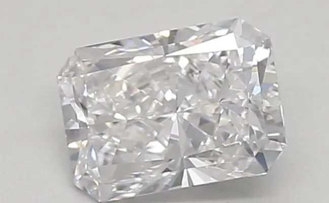 0.69ct D VVS2 Radiant (IGI)