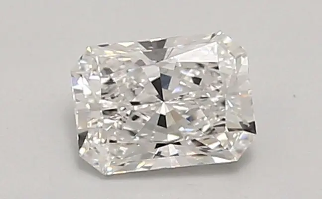 0.69ct D VVS2 Radiant (IGI)