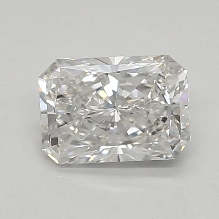 0.69ct E VVS2 Radiant (IGI)