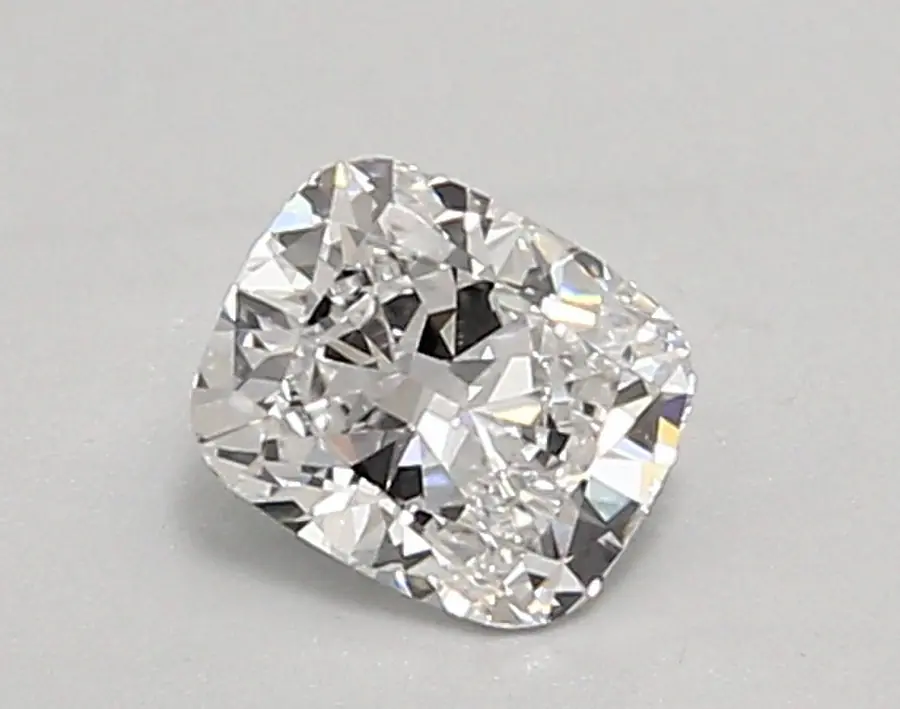 0.69ct D VVS2 Cushion (IGI)