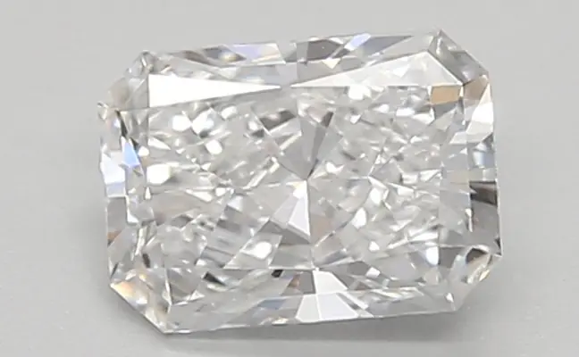 0.68ct E VVS2 Radiant (IGI)
