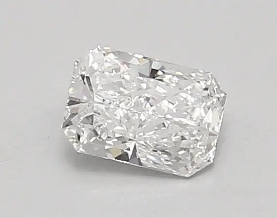 0.67ct E SI1 Radiant (IGI)