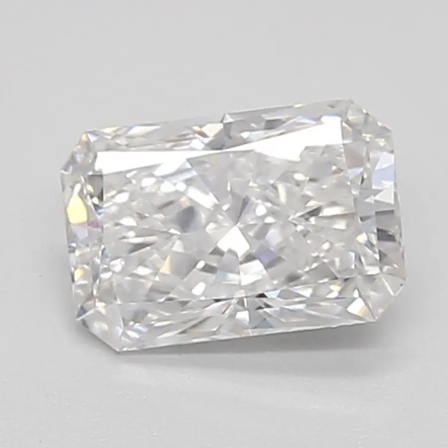 0.67ct E VVS2 Radiant (IGI)