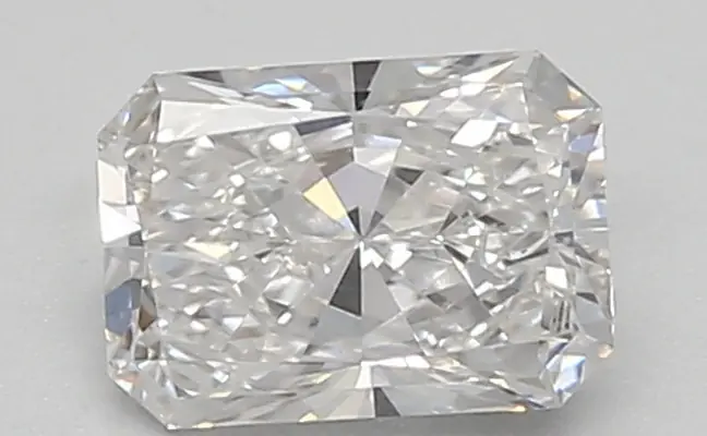 0.67ct E VVS2 Radiant (IGI)