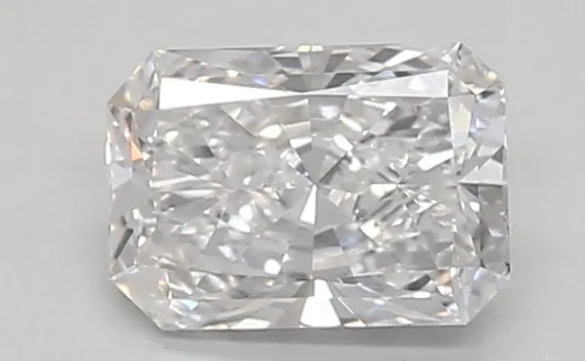 0.67ct D VVS2 Radiant (IGI)