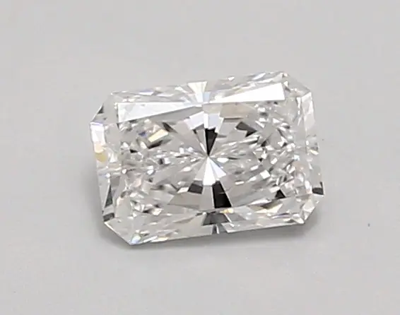 0.67ct D VVS2 Radiant (IGI)
