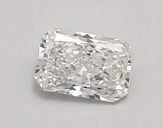 0.67ct E VVS2 Radiant (IGI)