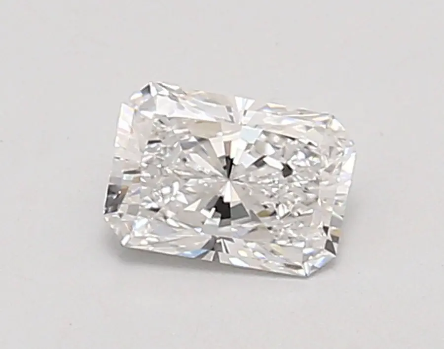 0.67ct D VVS1 Radiant (IGI)