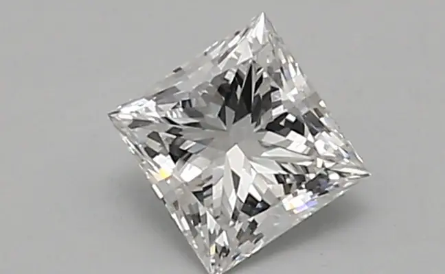 0.67ct E VVS1 Princess (IGI)