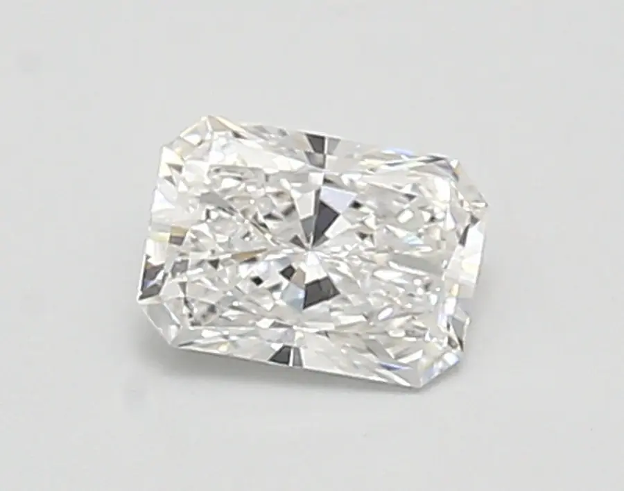 0.66ct D VVS1 Radiant (IGI)