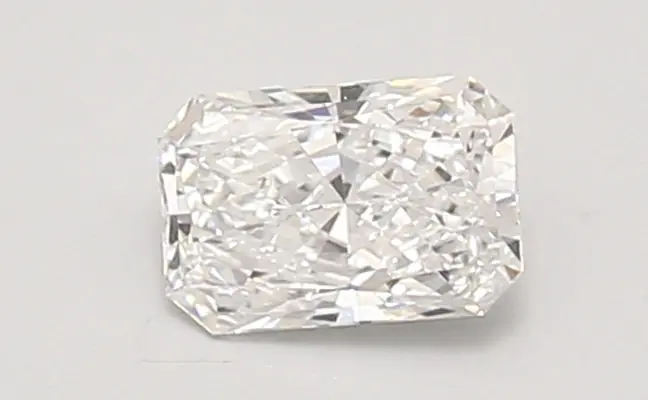 0.66ct D VVS2 Radiant (IGI)