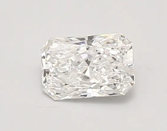 0.66ct D VVS2 Radiant (IGI)