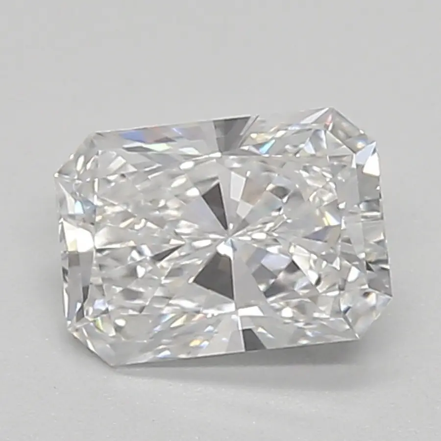 0.65ct E VVS1 Radiant (IGI)