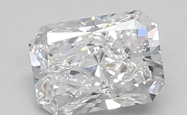 0.65ct E VS1 Radiant (IGI)