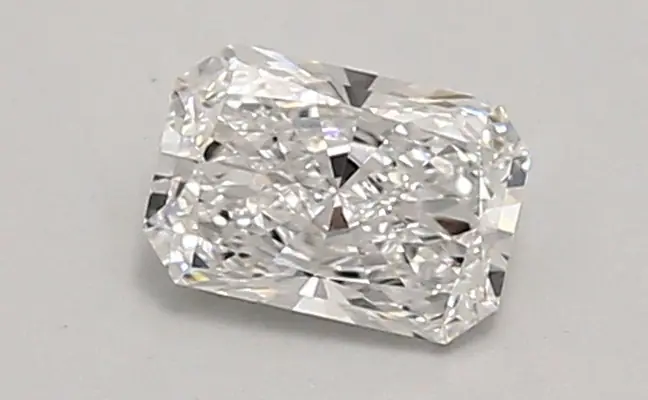 0.65ct D VVS2 Radiant (IGI)
