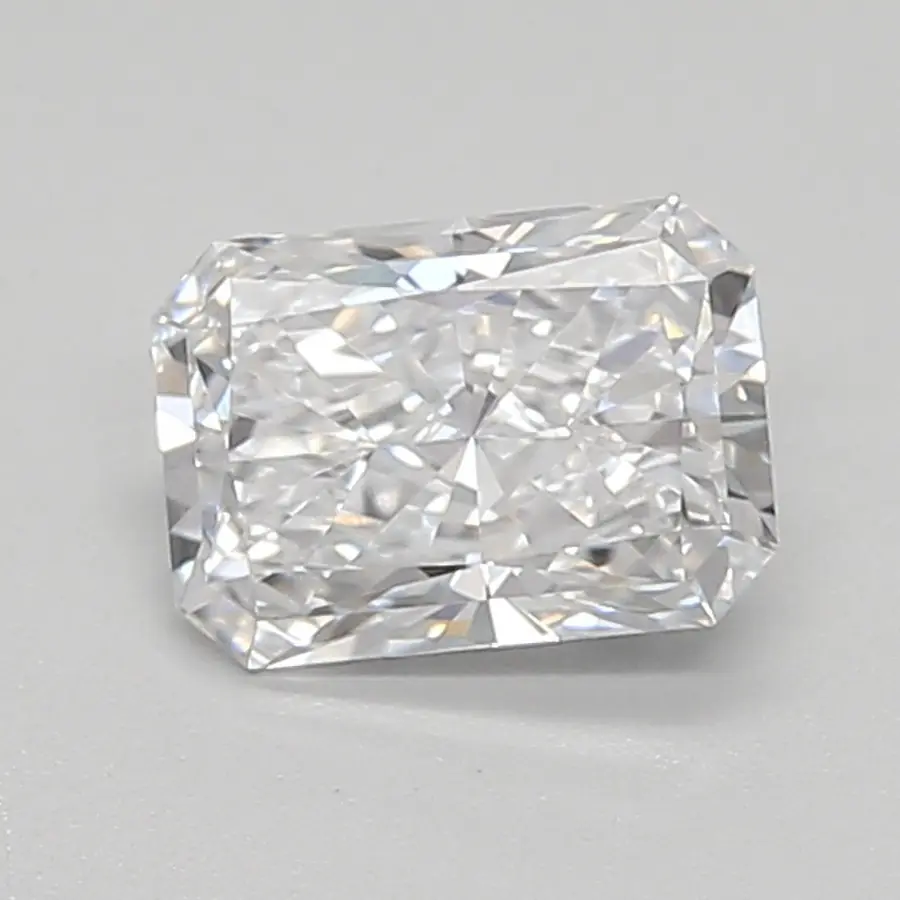 0.65ct D VVS2 Radiant (IGI)