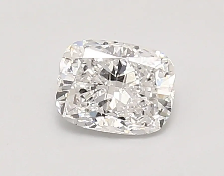 0.65ct D VVS2 Cushion (IGI)