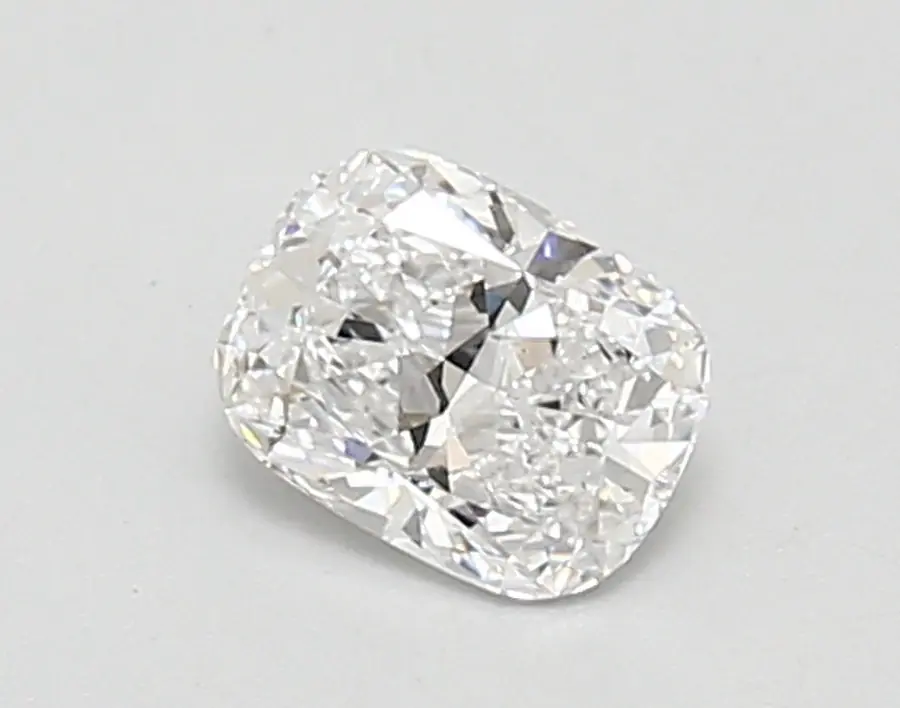 0.65ct D VVS2 Cushion (IGI)
