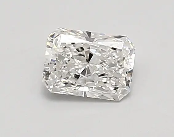 0.64ct E VS2 Radiant (IGI)