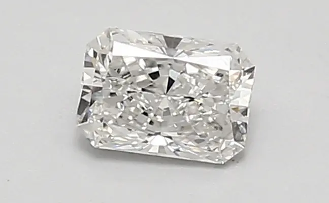 0.63ct E VVS1 Radiant (IGI)