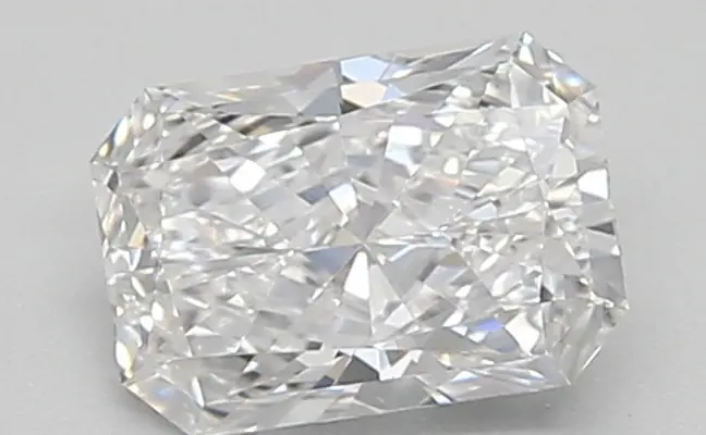 0.63ct E VVS2 Radiant (IGI)