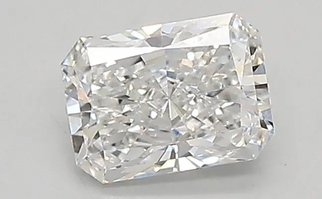 0.63ct E VVS2 Radiant (IGI)