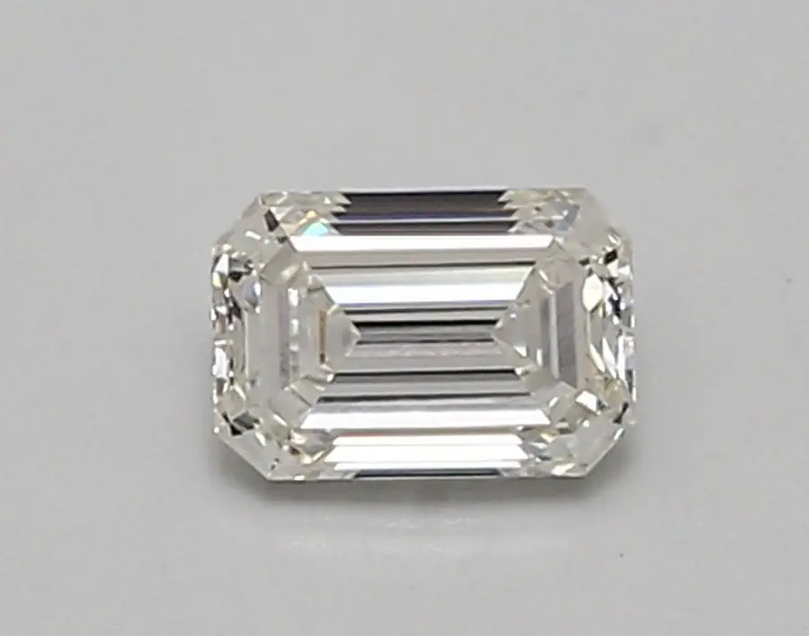 0.63ct F VVS2 Emerald (IGI)