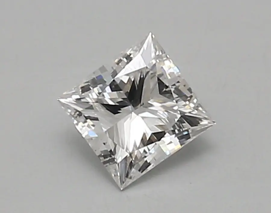 0.63ct E VVS2 Princess (IGI)