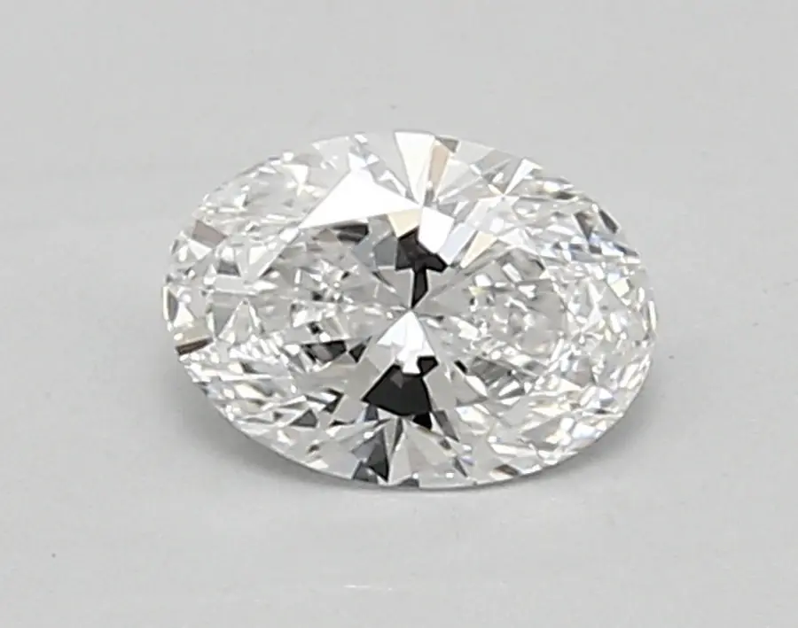 0.62ct E VVS2 Oval (IGI)