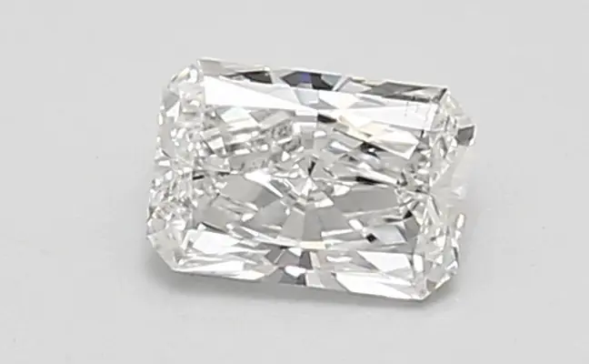 0.62ct E SI1 Radiant (IGI)