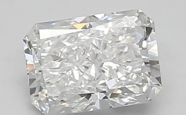 0.61ct E VVS2 Radiant (IGI)