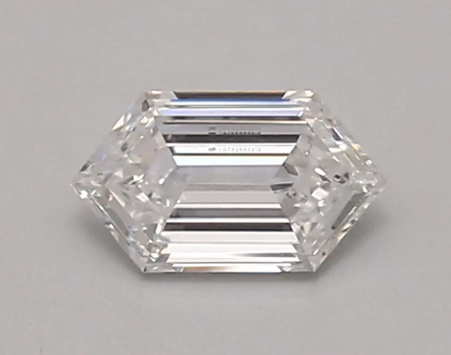 0.61ct E VVS1 Long Hexagon (IGI)