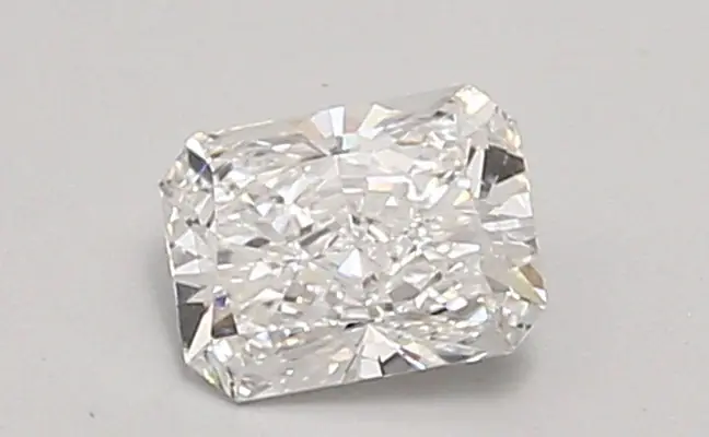 0.60ct E VVS2 Radiant (IGI)