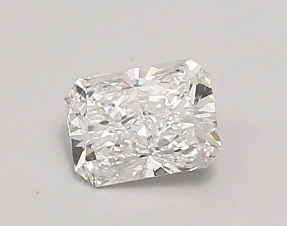 0.60ct E VVS2 Radiant (IGI)
