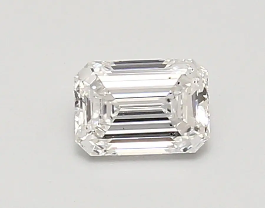 0.59ct D SI1 Emerald (IGI)