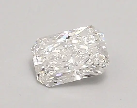 0.59ct E VS1 Radiant (IGI)
