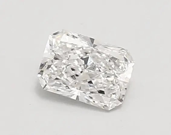 0.59ct E VS2 Radiant (IGI)