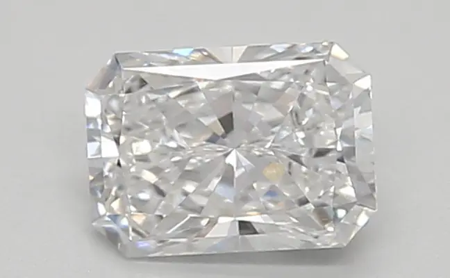 0.59ct E VVS2 Radiant (IGI)
