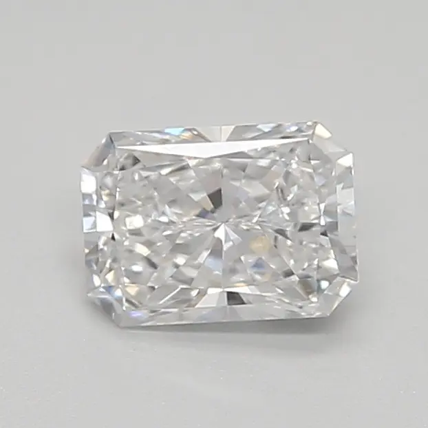 0.59ct E VVS2 Radiant (IGI)