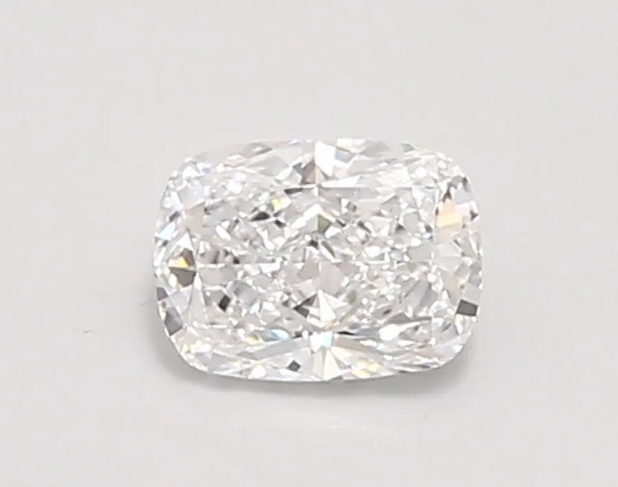 0.59ct D VVS2 Cushion (IGI)