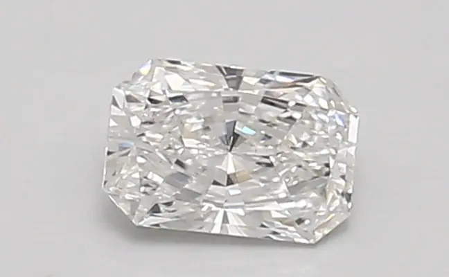 0.58ct E VS2 Radiant (IGI)